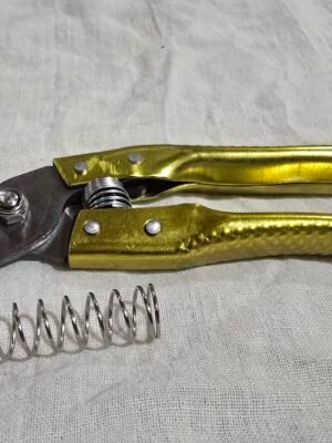 مقص يدوي حاد للأشجار 3